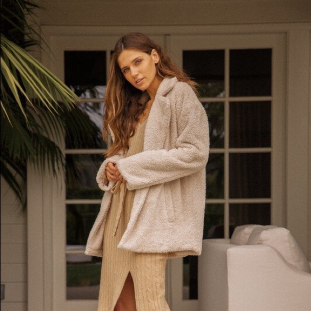 Teddy Coat - Picture 3 of 5
